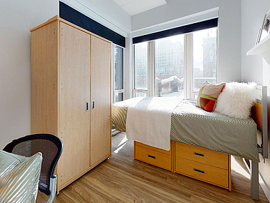 Helles Einzelzimmer in der Residenz in Montréal, ideal für deine Sprachreise und entspanntes Französisch lernen im Ausland