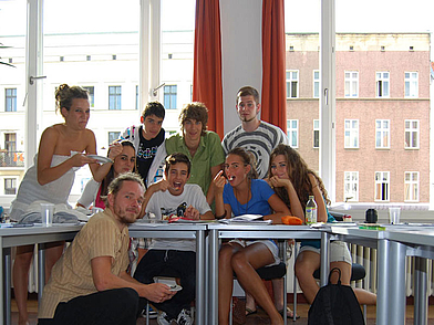 Sprachunterricht mit internationalen Teilnehmern an der GLS Sprachschule Berlin