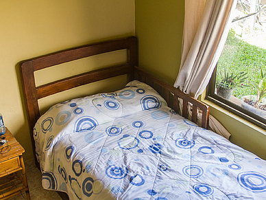 Esempio di camera presso una famiglia ospitante, vacanze studio di spagnolo a Playa Jacó