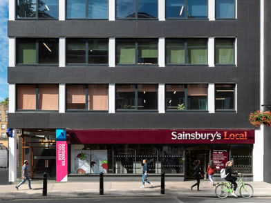 Bayswater London Sprachschule im Stadtzentrum mit moderner Fassade und zentraler Lage