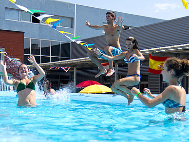 Pool Residenz Leonardo Da Vinci, Schüler Sprachreisen Antibes