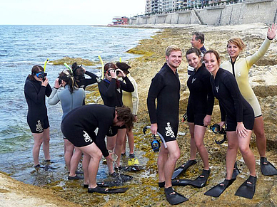 Plongée libre à Sliema, vacances linguistiques d'anglais pour les étudiants