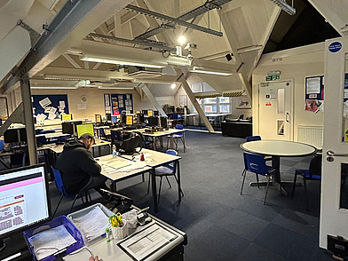 Area di studio aperta per l'autoapprendimento presso l'IH di Newcastle