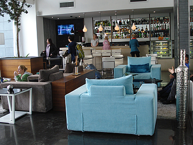 Lobby de l'hôtel, anglais des affaires à St. Julians