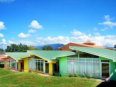 Vue extérieure de la résidence de l'école, séjours linguistiques au Costa Rica