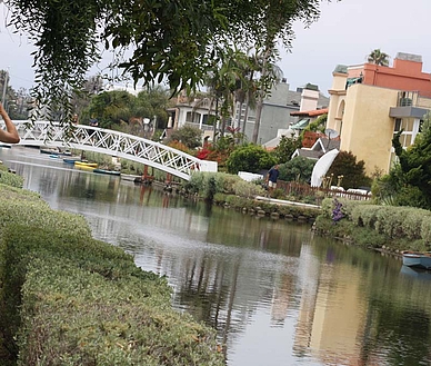 Wohnhäuser am Wasser in Santa Monica, Englisch Sprachreisen für Erwachsene