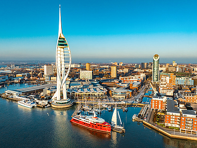 Spinnaker Tower und Hafen - Sehenswürdigkeiten bei der Portsmouth Sprachreise