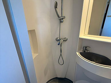 Alloggio nella residenza Colinettes durante la vostra vacanza linguistica a Nizza - esempio di bagno