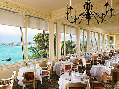 Restaurant mit Meerblick im Hotel Imperial - Unterkunft bei der Torquay Business Sprachreise