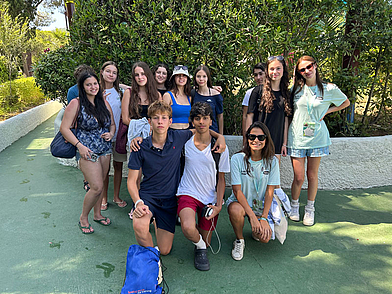 Gruppe Jugendlicher des Expanish Young Adults Programms während ihrer Sprachreise.
