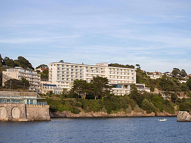 Aussenansicht des Hotel Imperial - Unterkunft bei der Torquay Business Sprachreise
