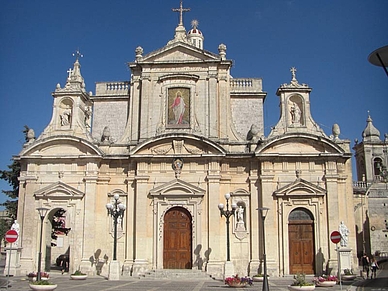Église à Sliema, vacances linguistiques d'anglais pour les élèves