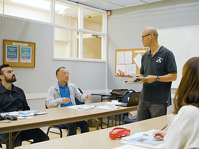 Cours d'anglais avec des participants internationaux à Berkeley