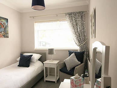 Schlafzimmer TIS Hotel, Business Sprachreisen Torquay